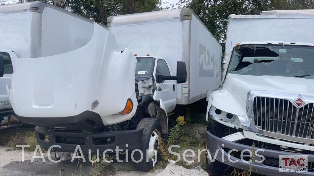 2015 Ford F-750 Box Truck