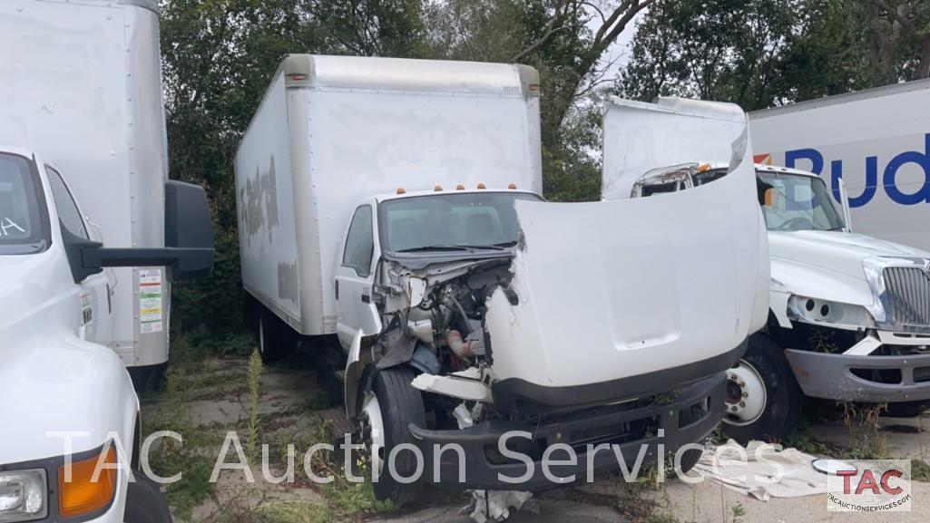 2015 Ford F-750 Box Truck