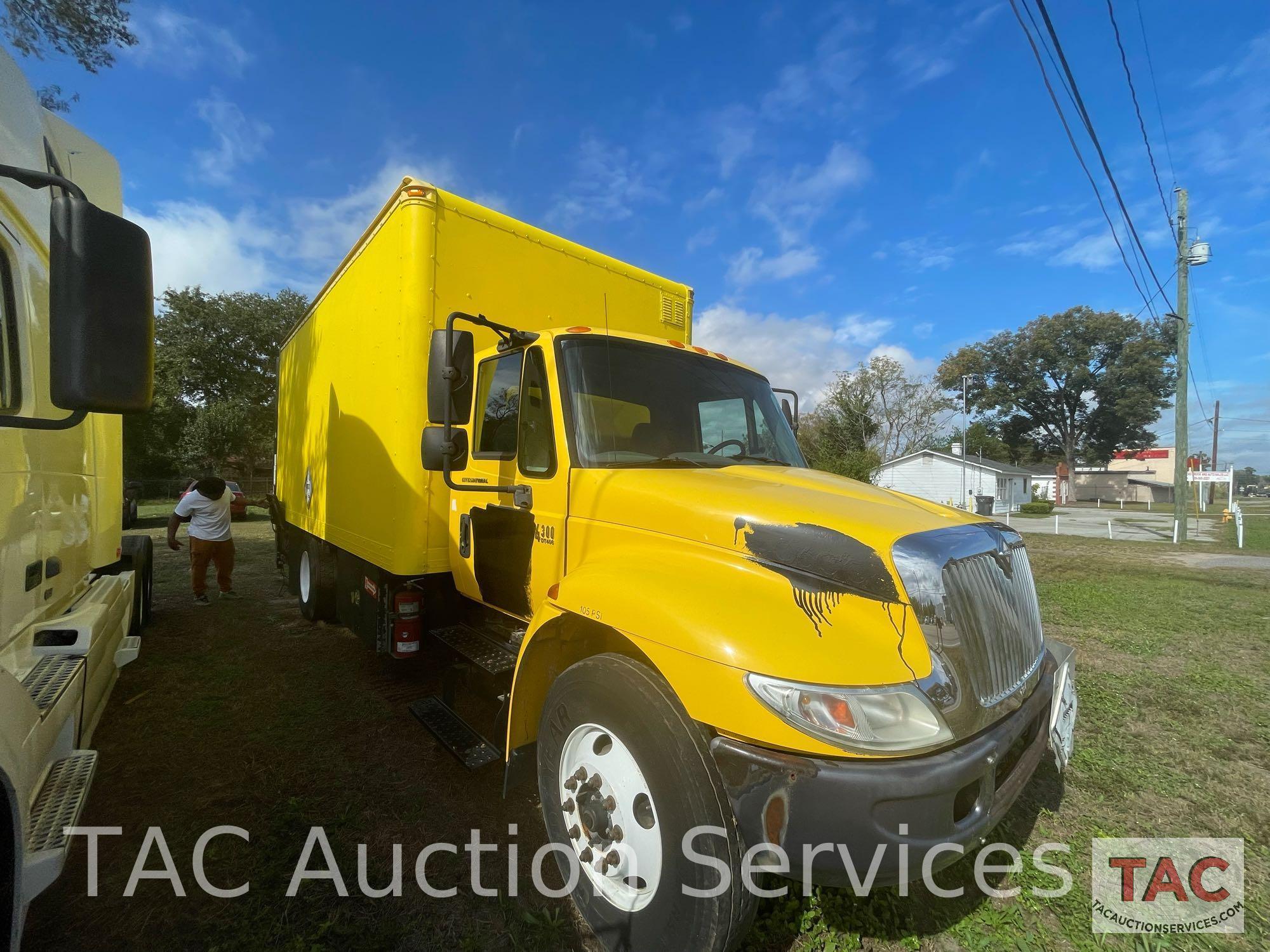 2007 International 4300 Box Truck