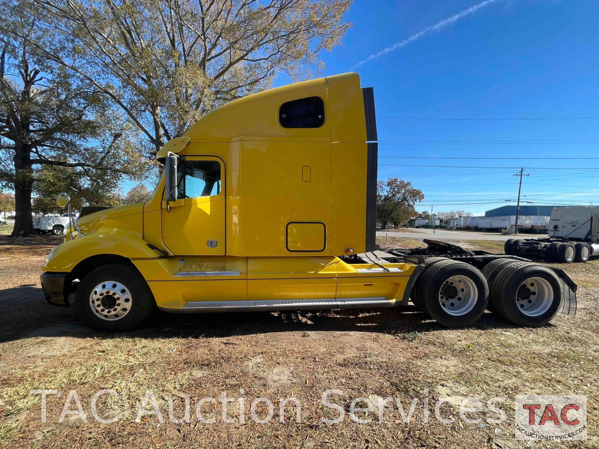 2007 Freightliner Columbia Sleeper