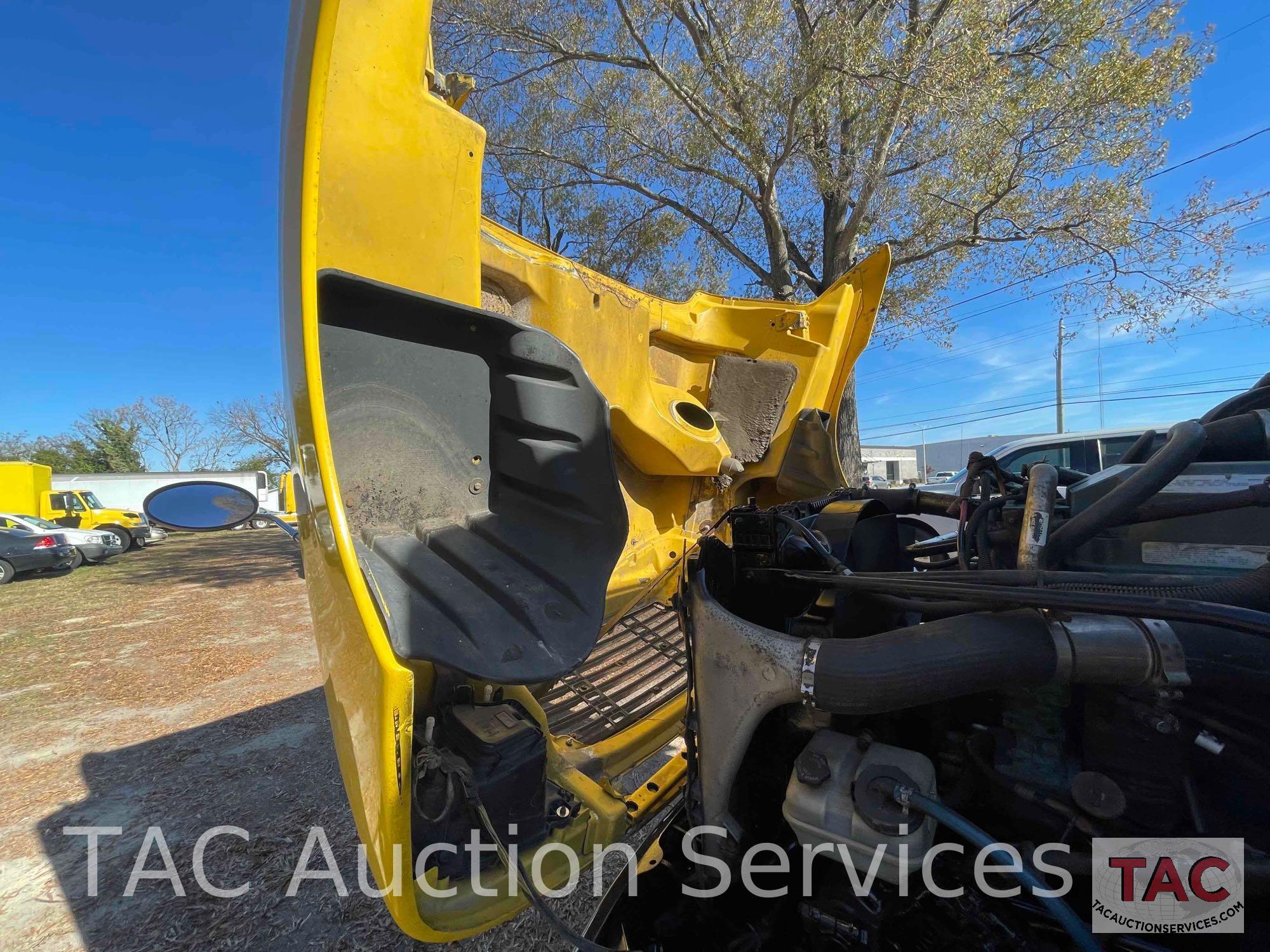 2007 Freightliner Columbia Sleeper