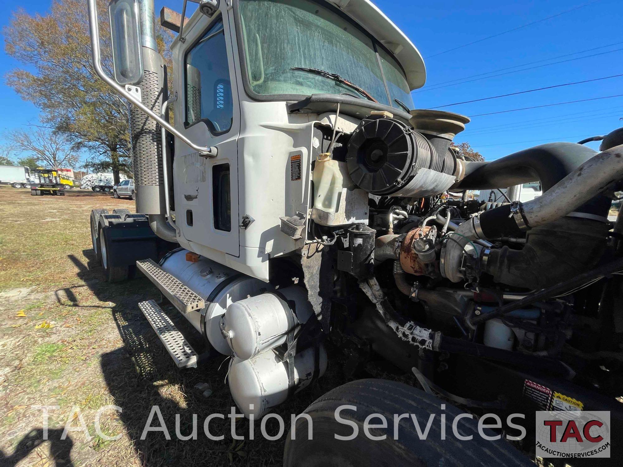 2007 Mack Elite Day Cab