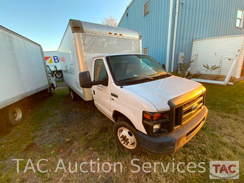 2013 Ford E-350 Cutaway Van