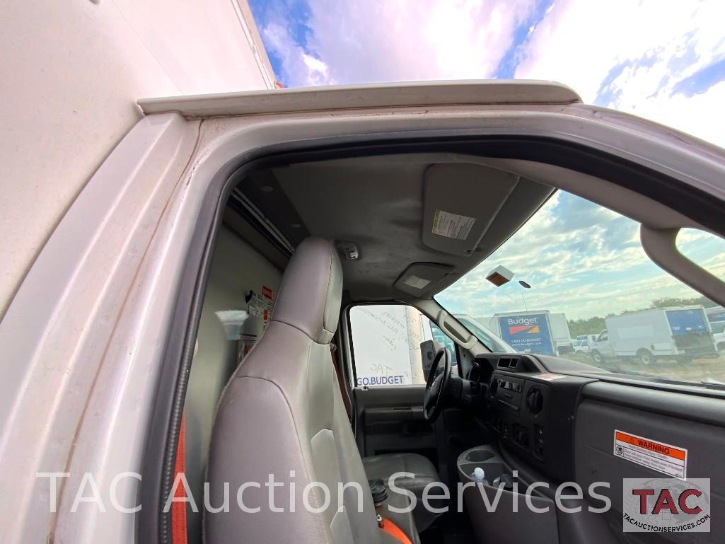 2013 Ford E-350 Cutaway Van