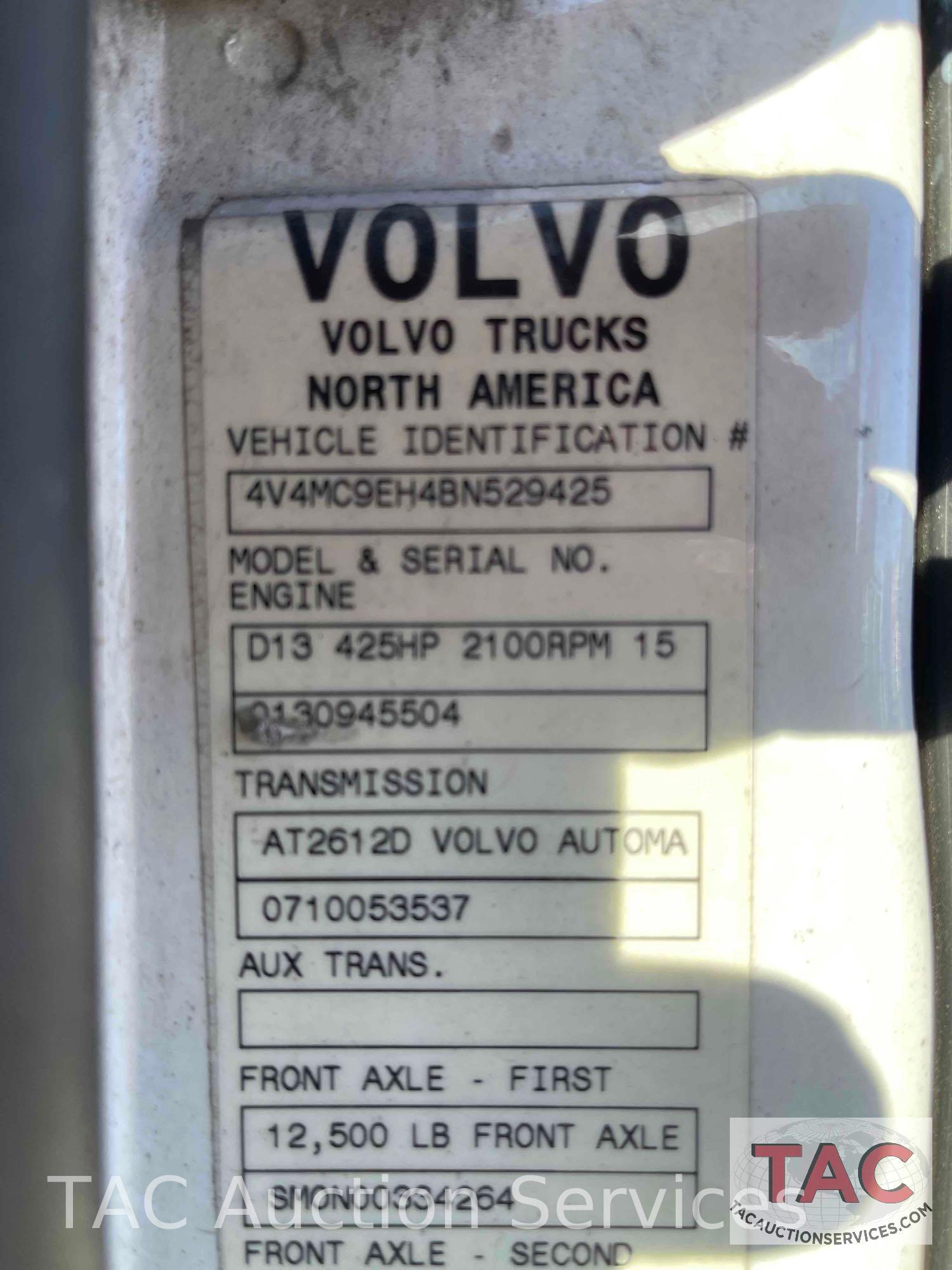 2011 Volvo VN Sleeper