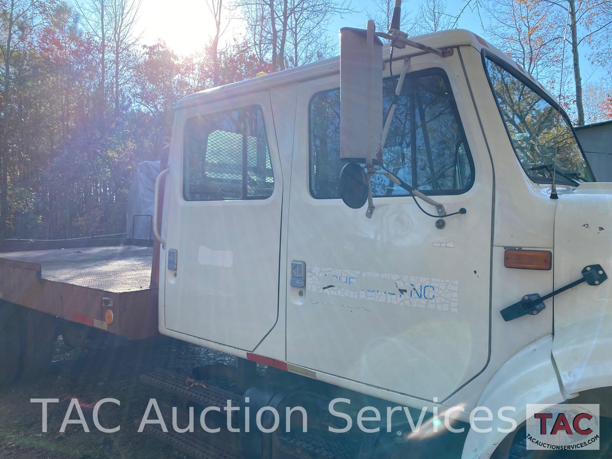 1995 International 4700 Flatbed Truck