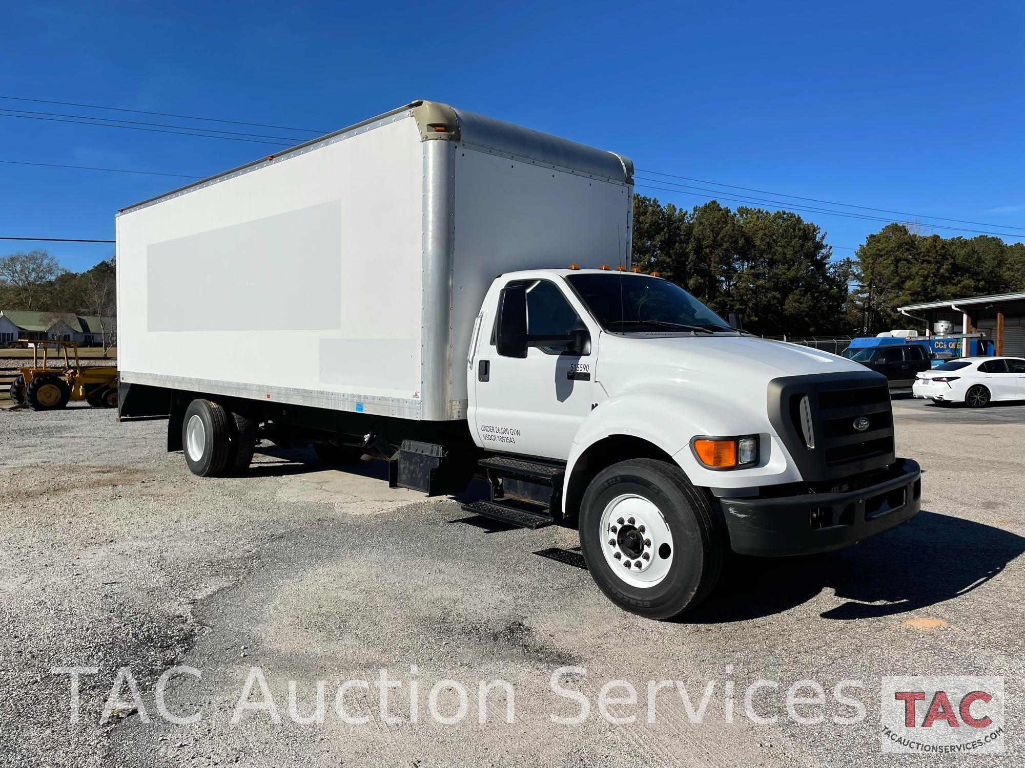 2015 Ford F-750 Box Truck