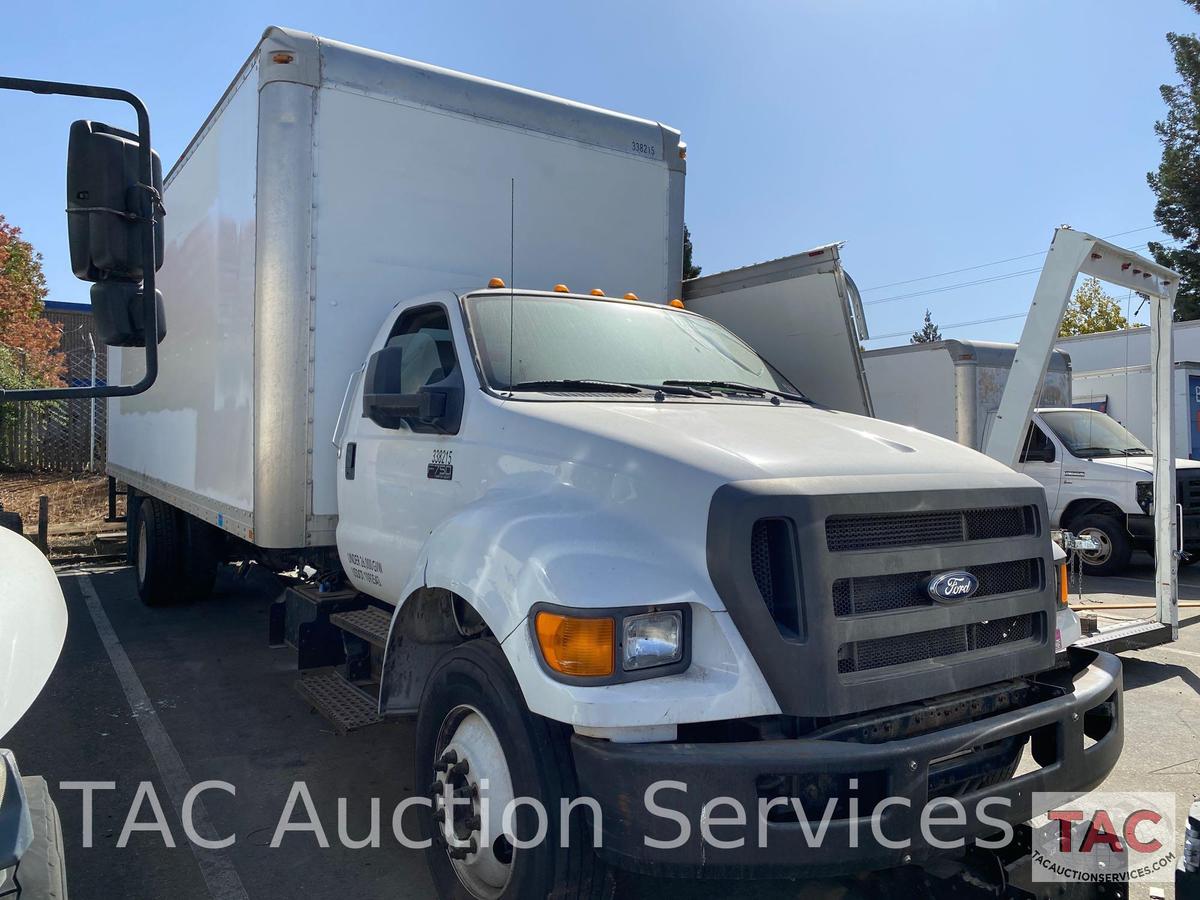 2013 Ford F-750 Box Truck