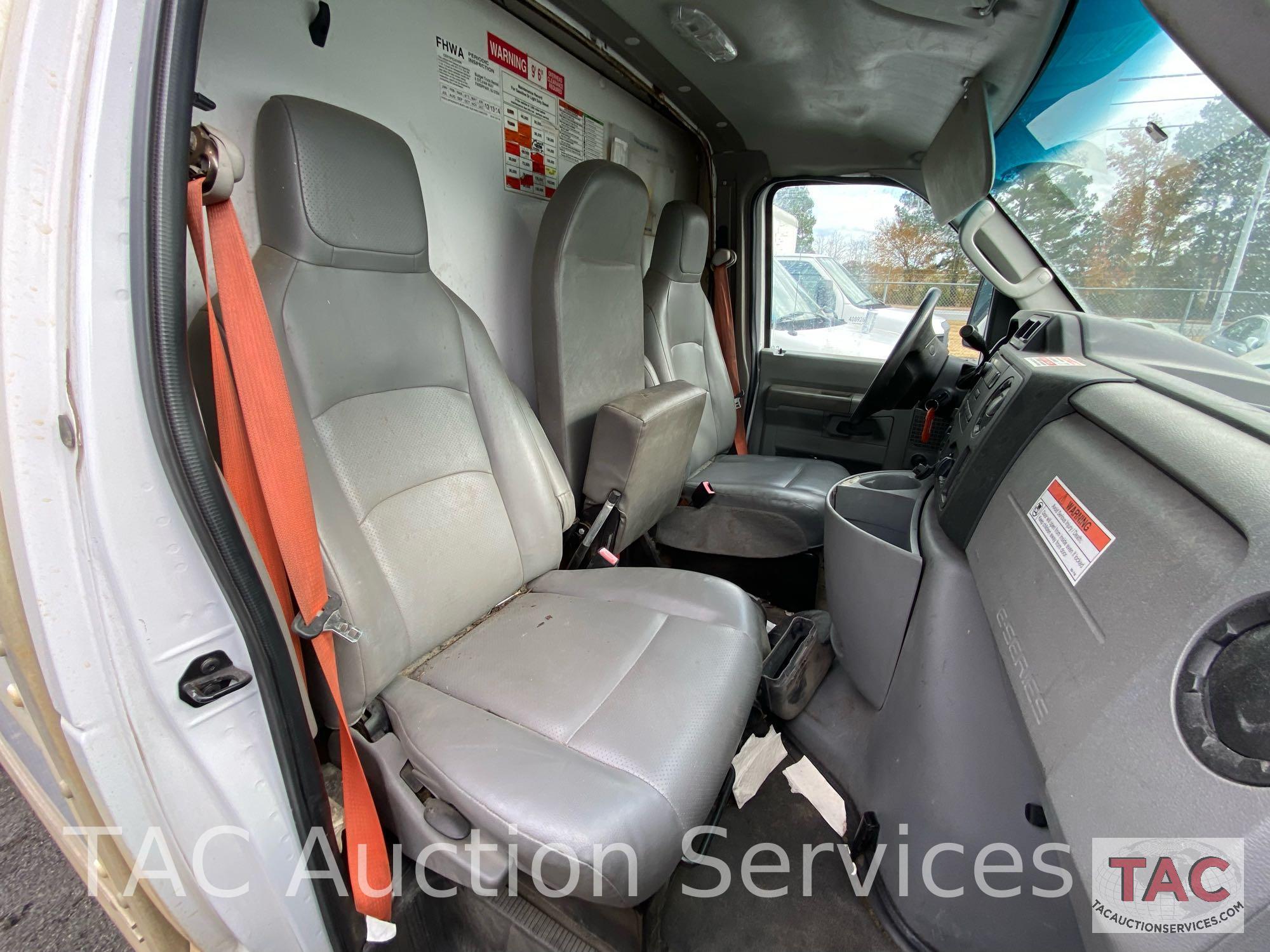 2014 Ford E-350 Box Truck