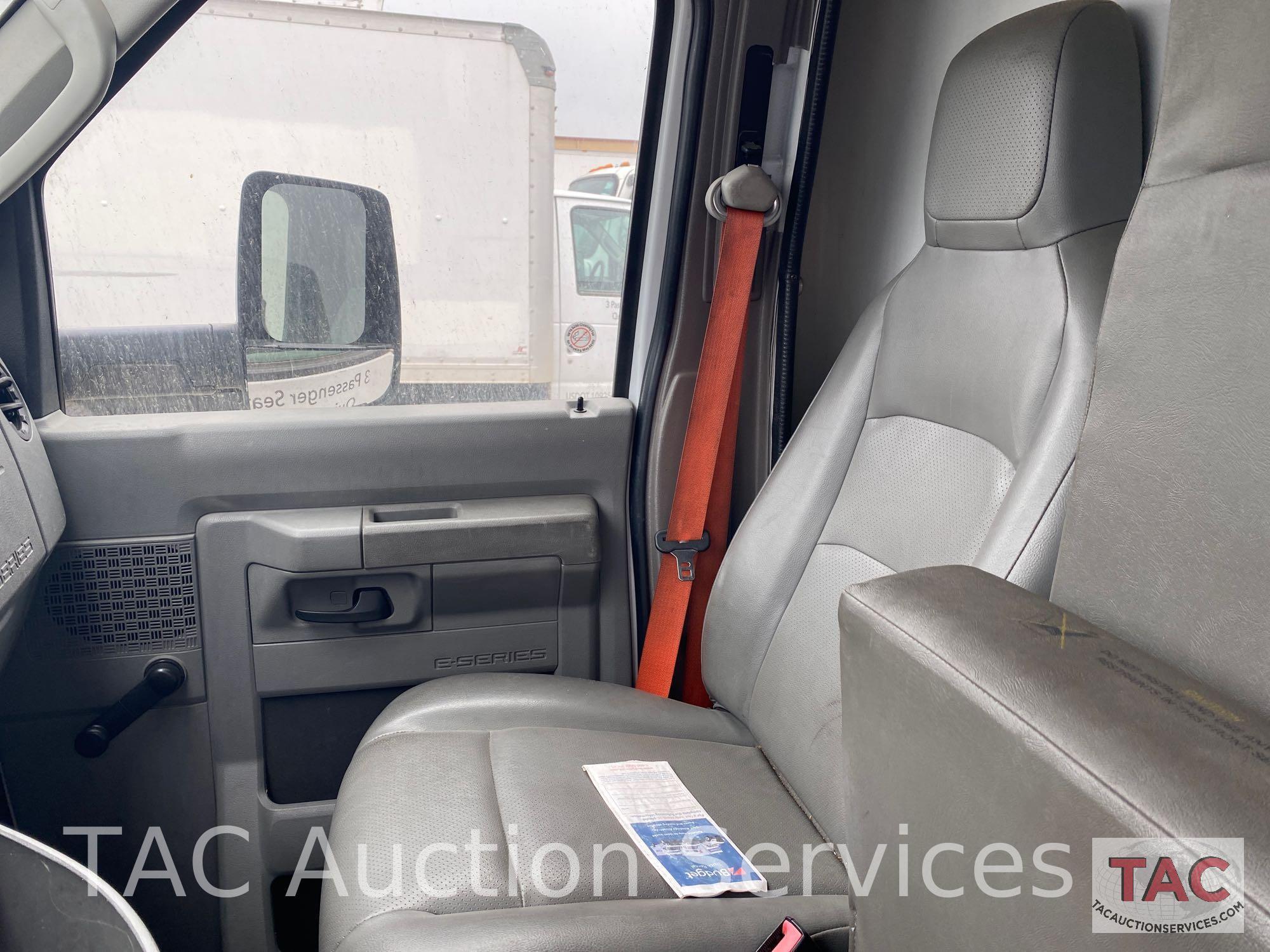 2013 Ford Econoline E-350 Box Van