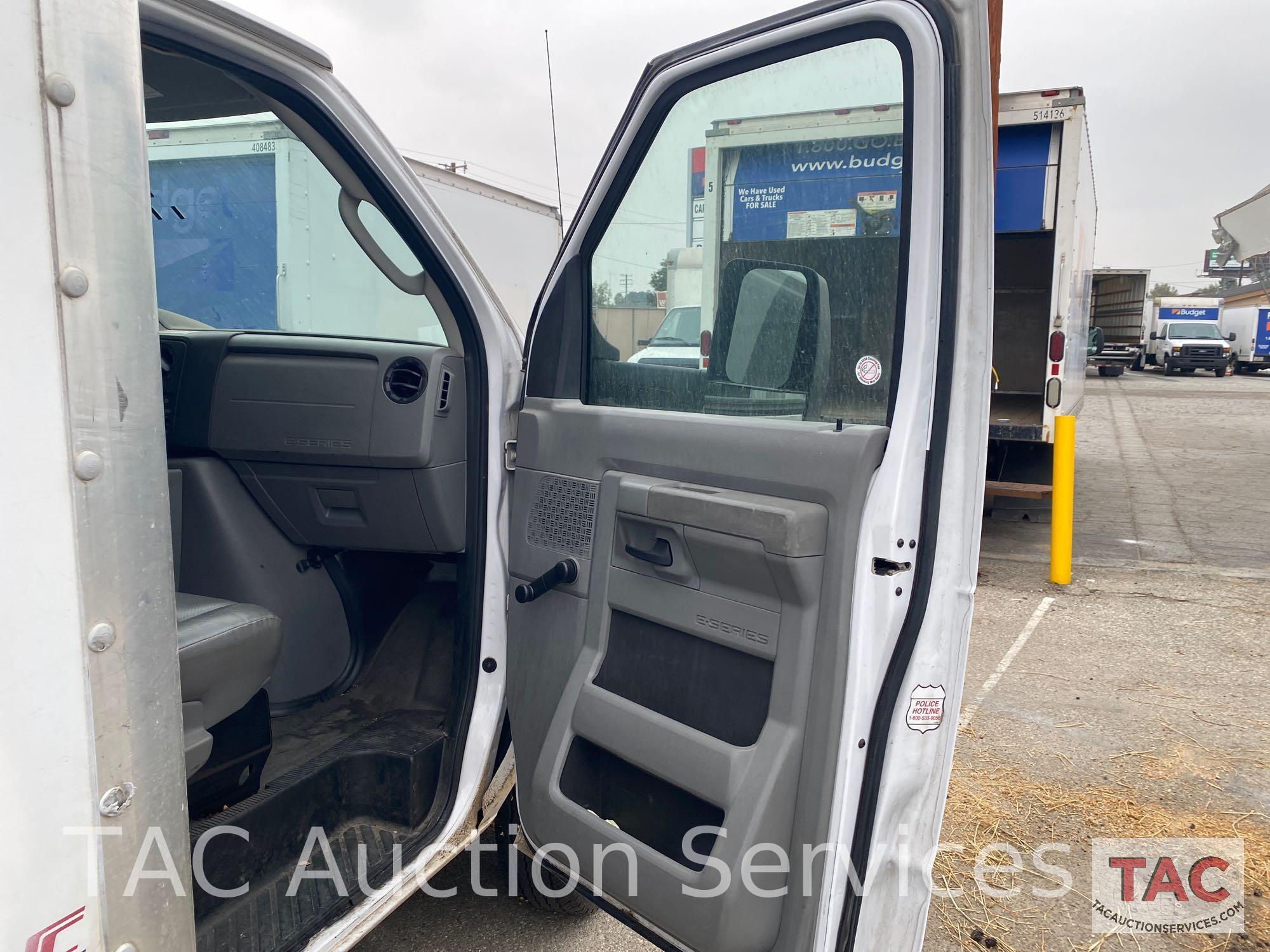 2013 Ford Econoline E-350 Box Van