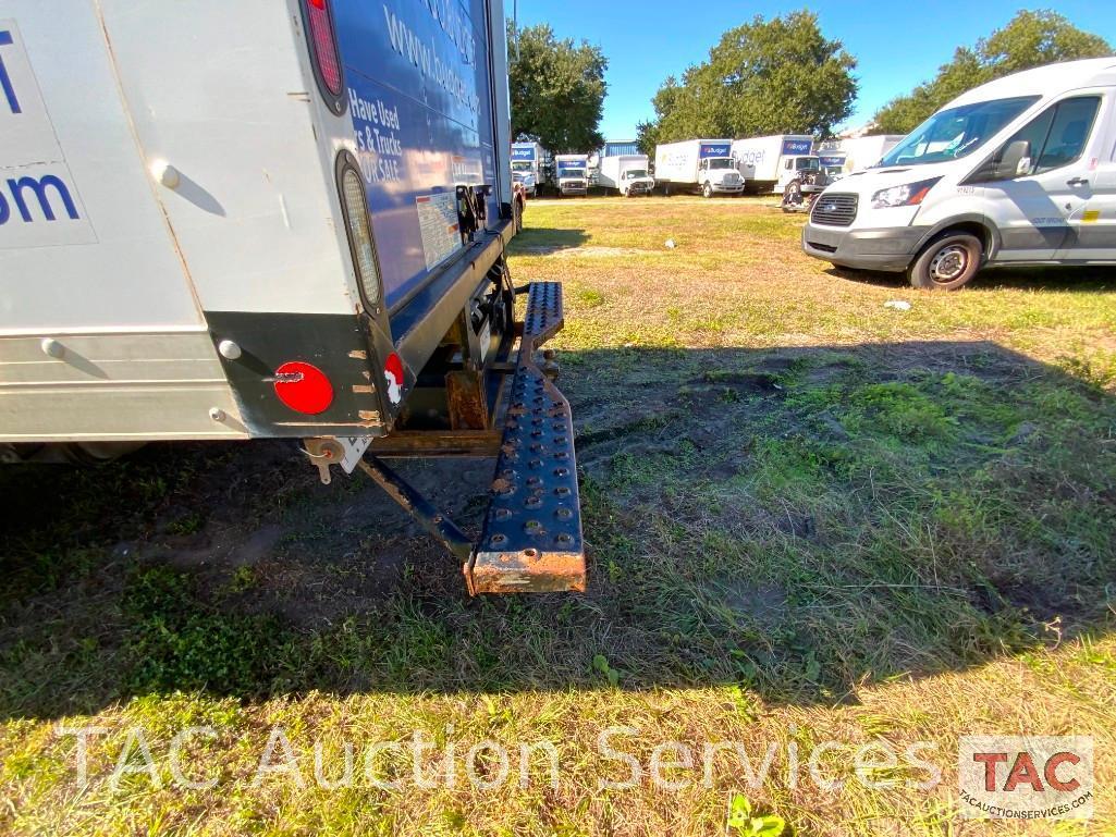 2014 Ford E-350 Cutaway Van