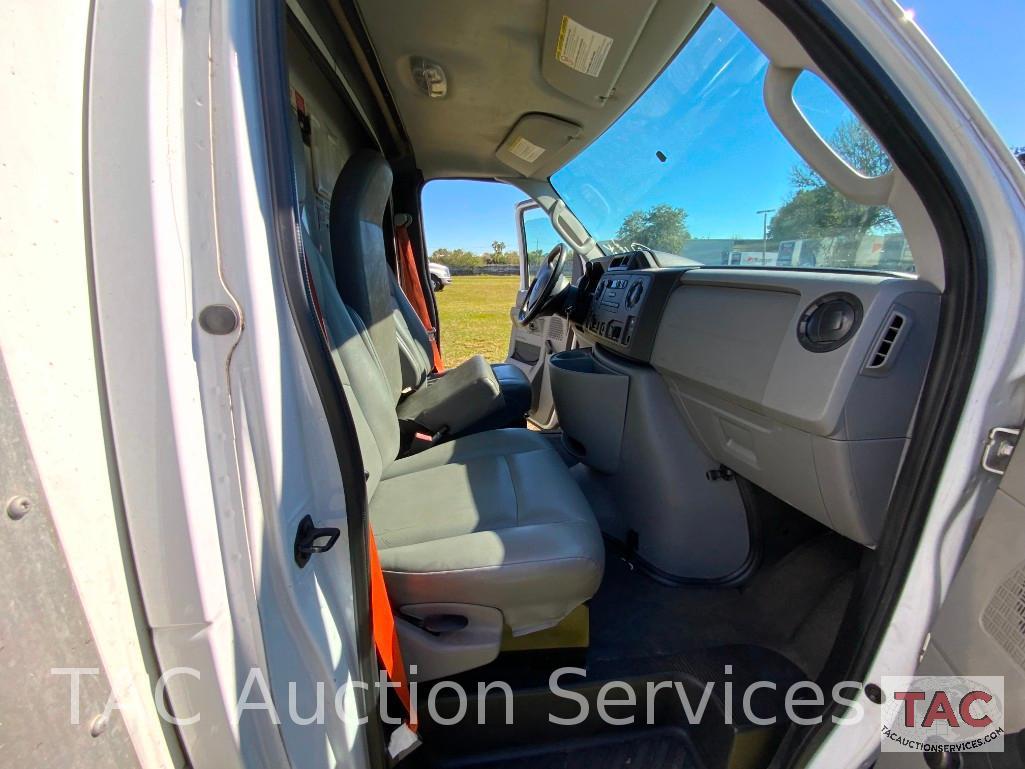 2014 Ford E-350 Cutaway Van