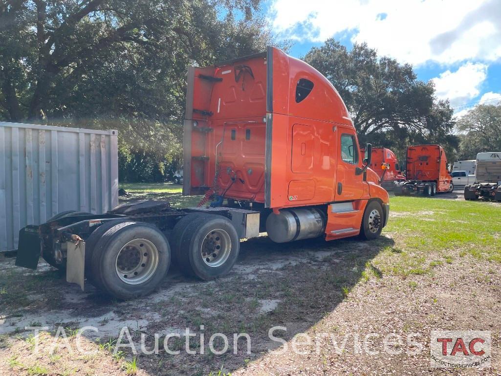 2013 Freightliner Cascadia