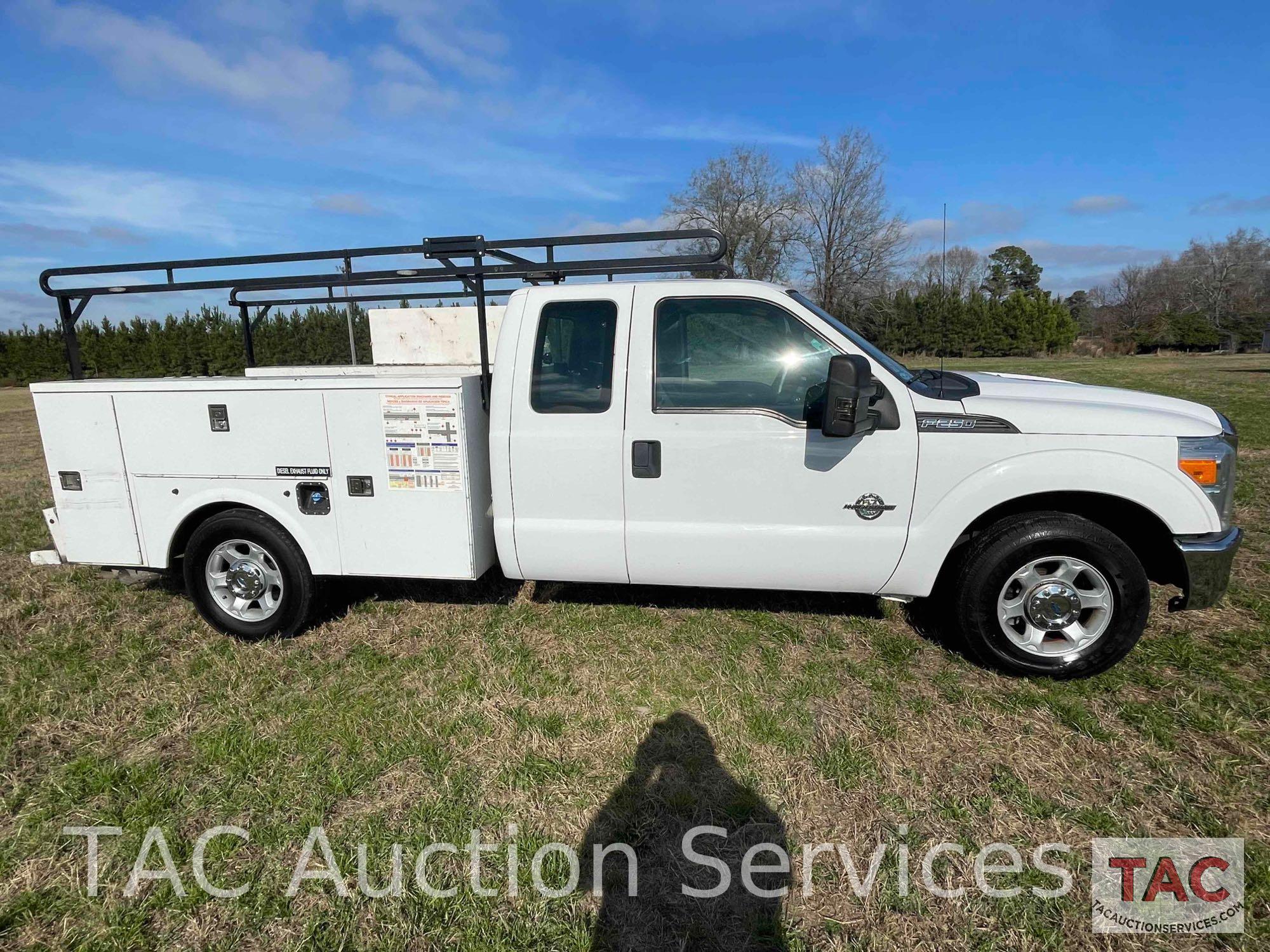 2016 Ford F250 Extended Cab Service Truck