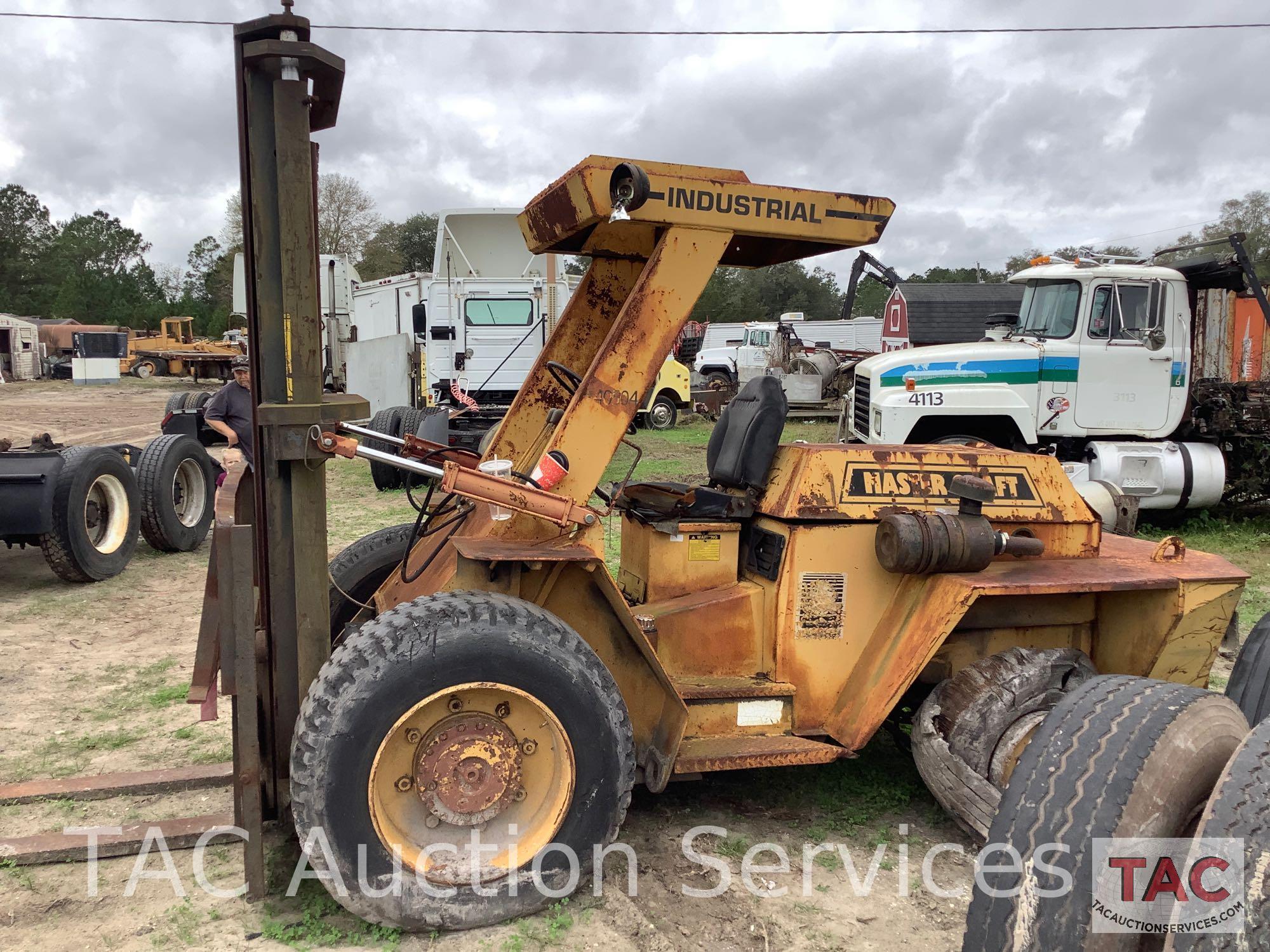 1991 Master Craft 1T1030i Forklift