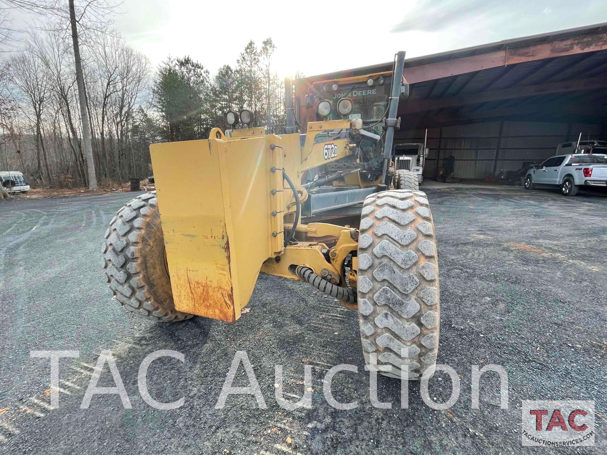 John Deere 672D Motor Grader