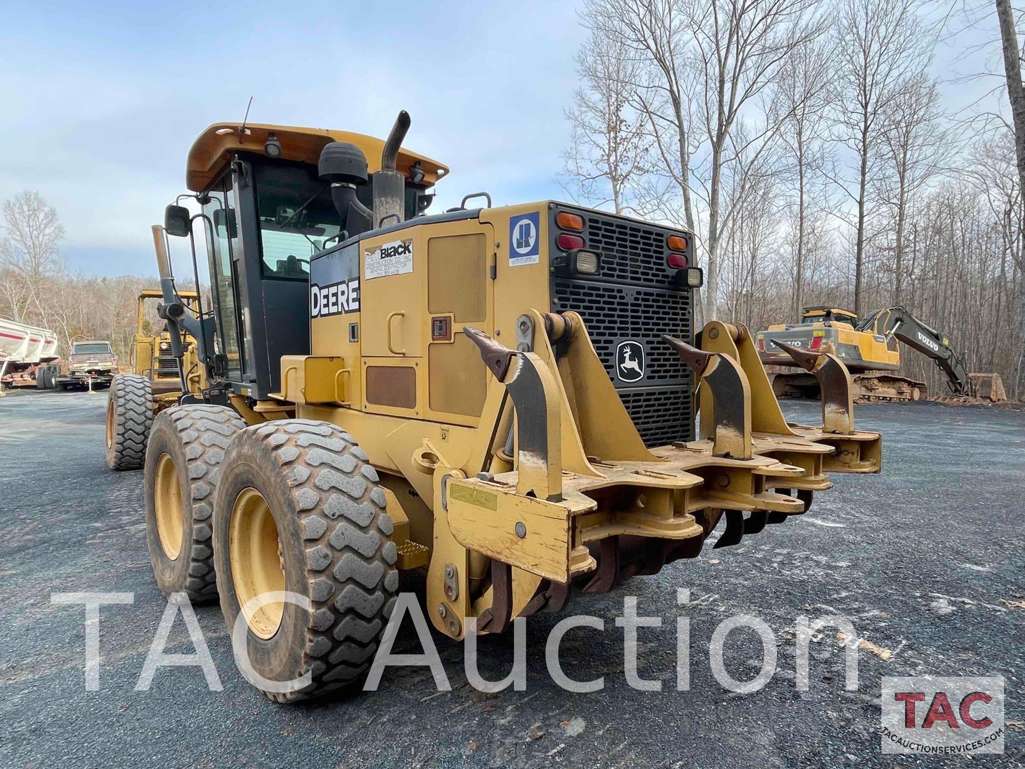 John Deere 672D Motor Grader