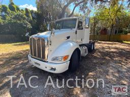 2013 Peterbilt 386 Day Cab