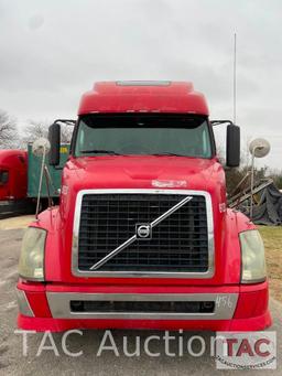 2011 Volvo VNL Sleeper