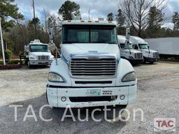 2005 Freightliner Columbia Day Cab