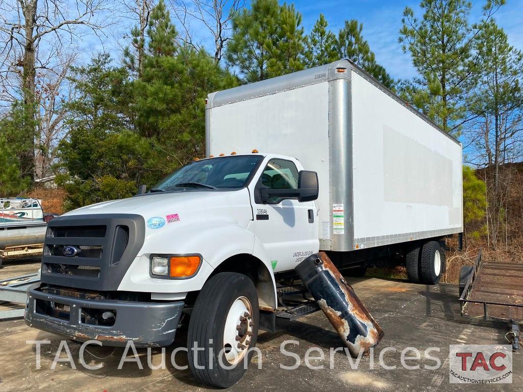 2013 Ford F-750 Box Truck