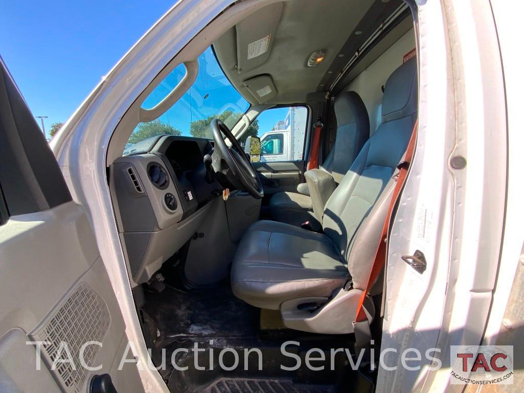 2015 Ford E-350 Cutaway Van