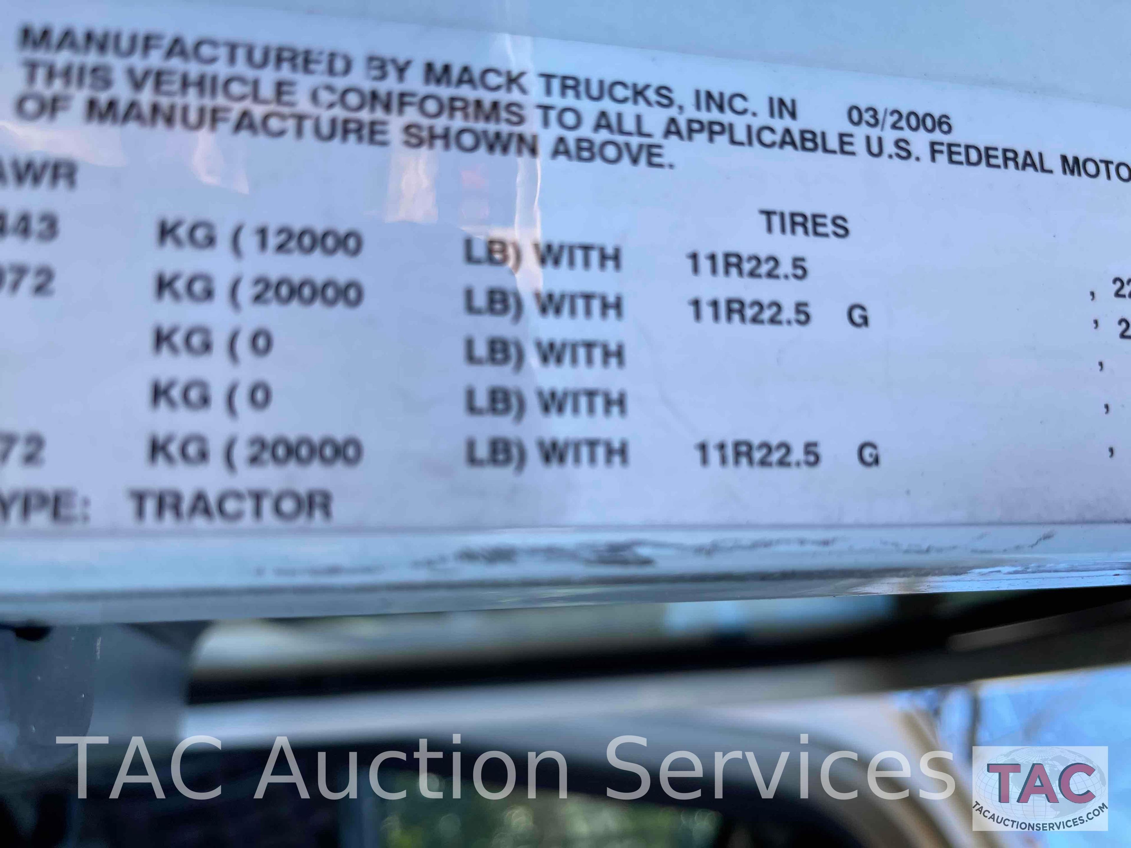 2007 Mack CXN613 Day Cab