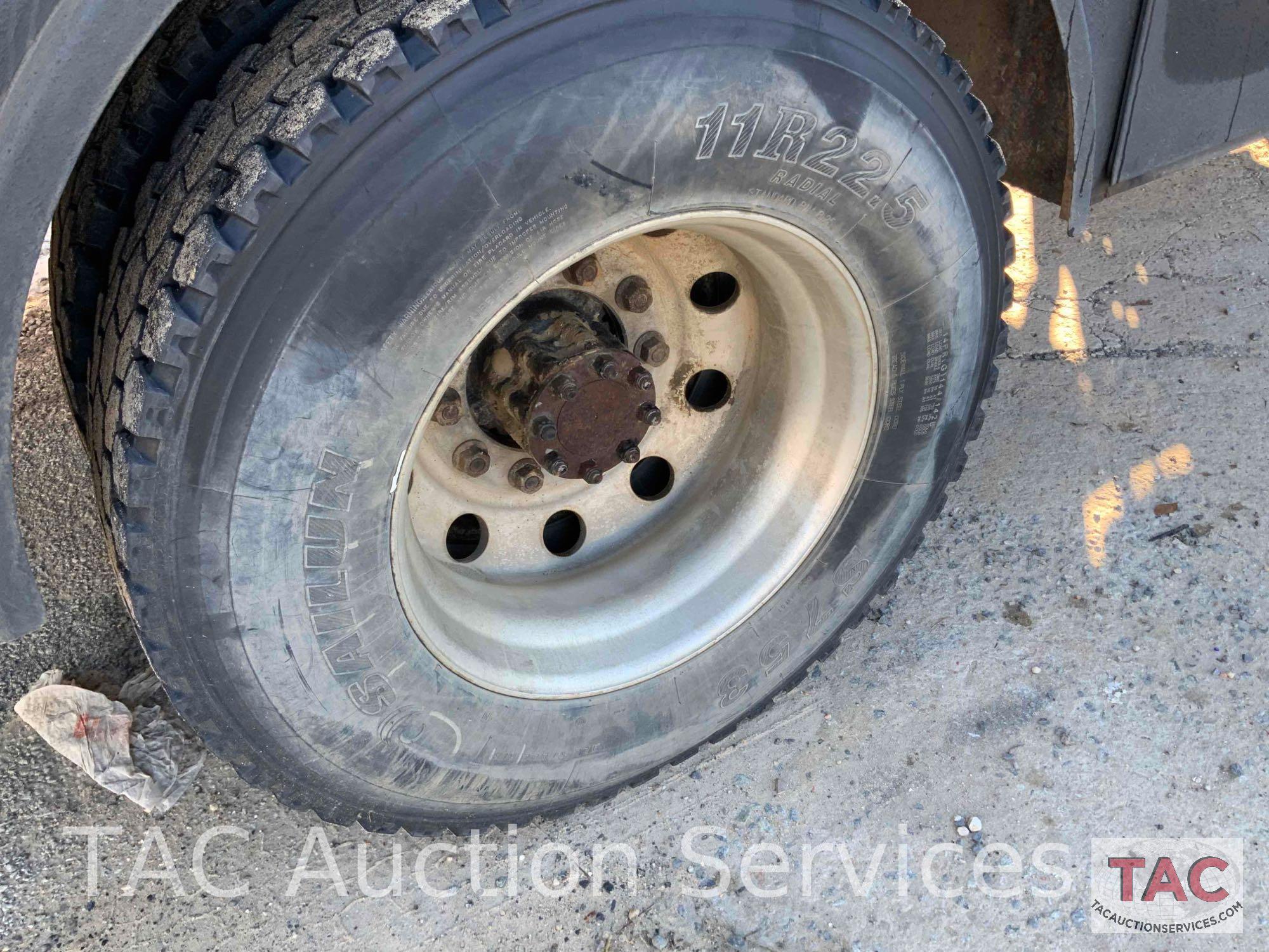 2007 Ford F750 Service Truck