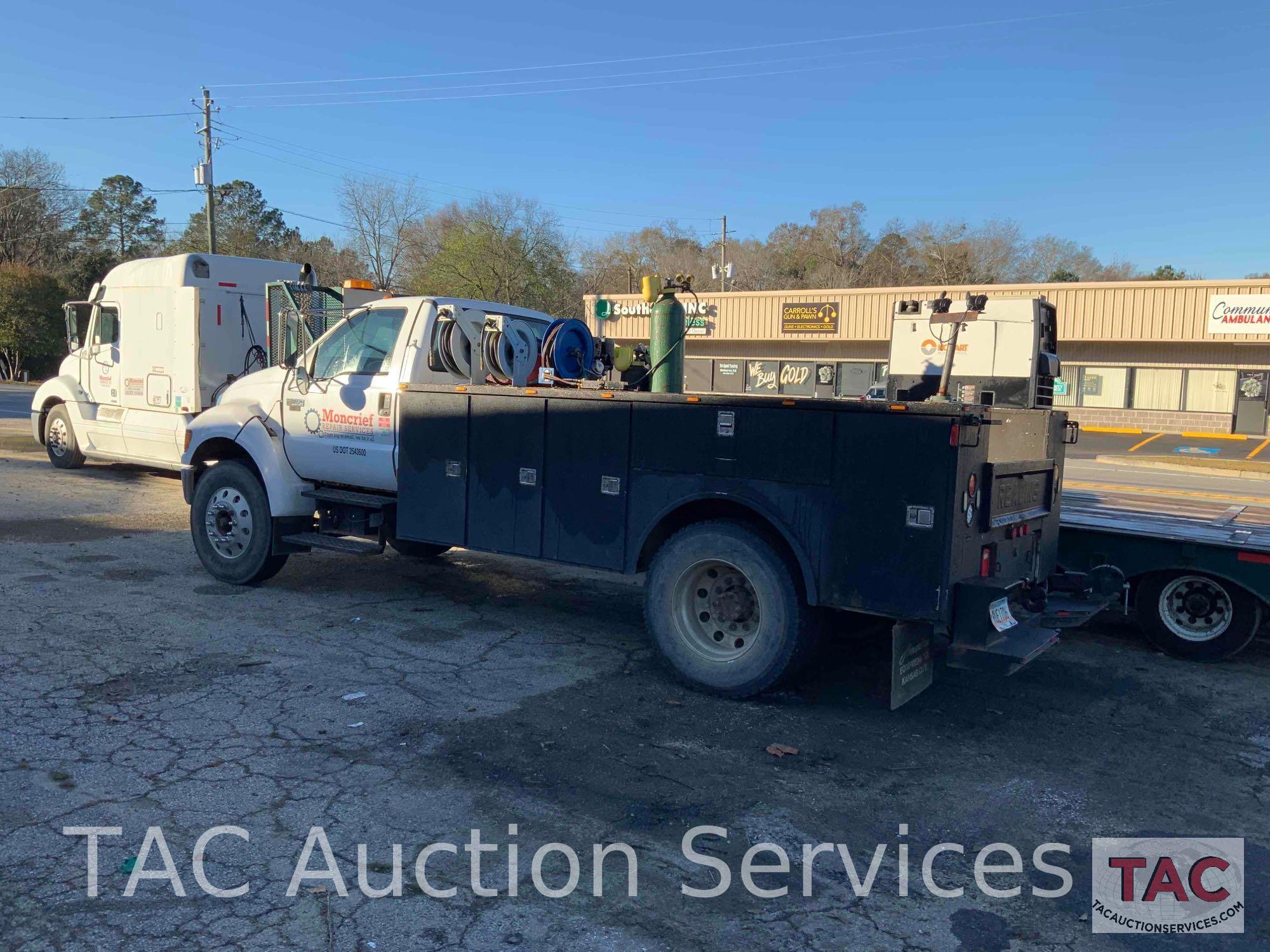 2007 Ford F750 Service Truck