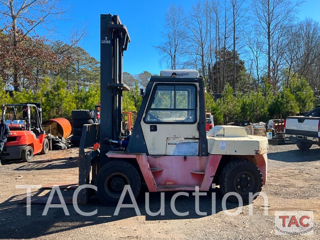 1998 Nissan VF05H70V 15,500lb Diesel Forklift