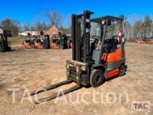 Toyota 42-6FGU15 3000lb Forklift