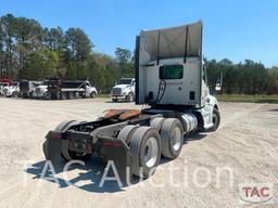 2016 Kenworth T680 Day Cab