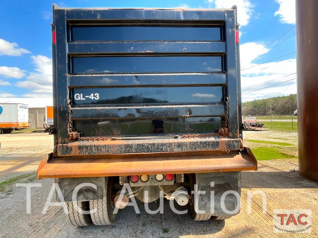 2016 Kenworth T880 Tri-Axle Dump Truck