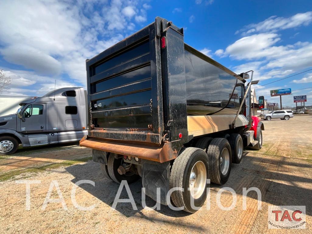 2016 Kenworth T880 Tri-Axle Dump Truck