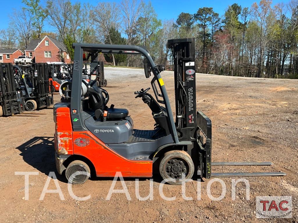 2016 Toyota 8FGCU25 5000lb Forklift