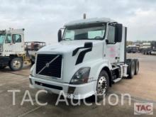 2013 Volvo VNL Day Cab