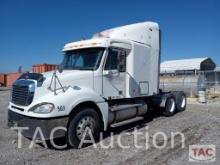 2007 Freightliner Columbia Sleeper Truck