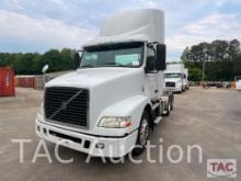 2013 Volvo VNM Day Cab