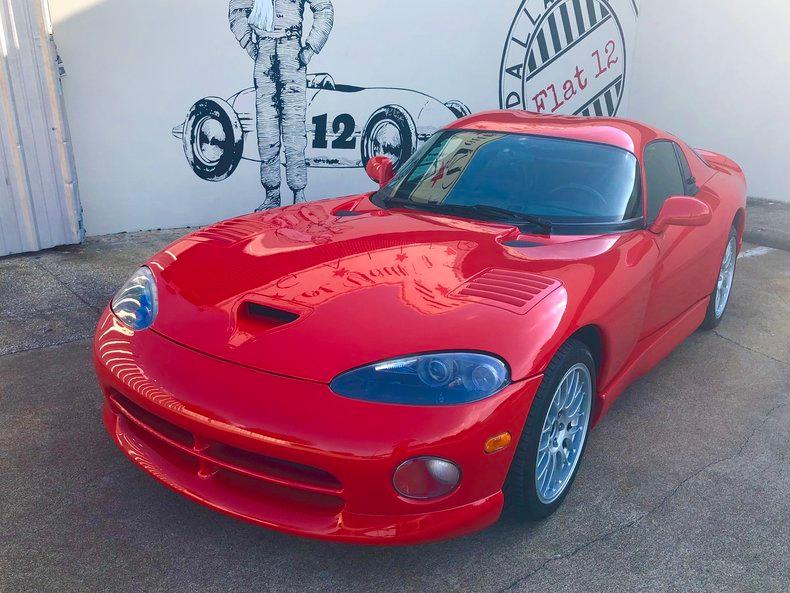 2002 Dodge Viper