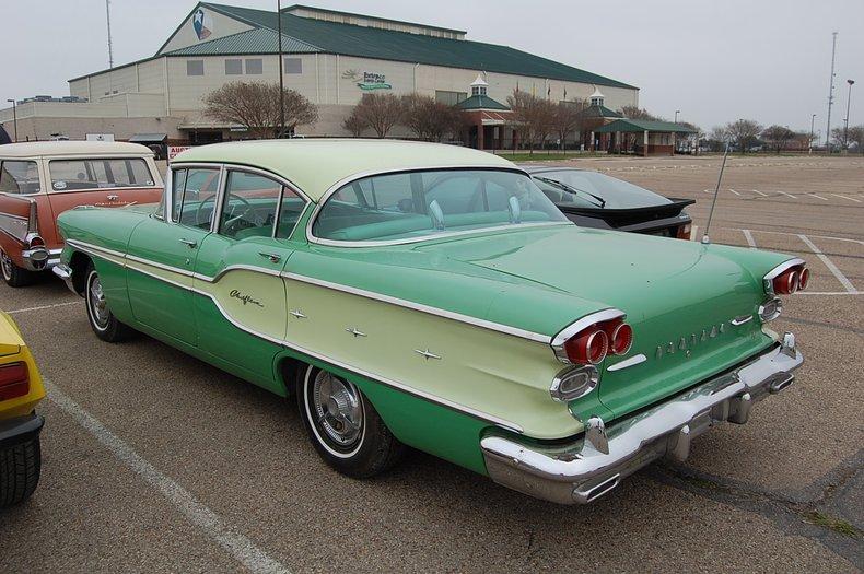 1958 Pontiac Chieftain