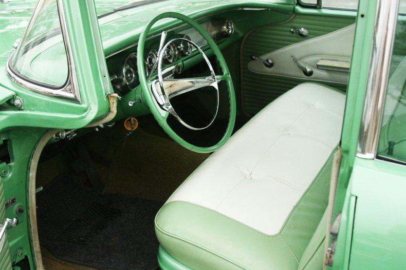 1958 Pontiac Chieftain