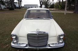 1966 Mercedes-Benz 250SE