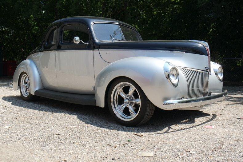 1940 Ford Standard Street Rod