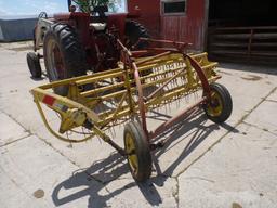 New Holland 258 side delivery rake