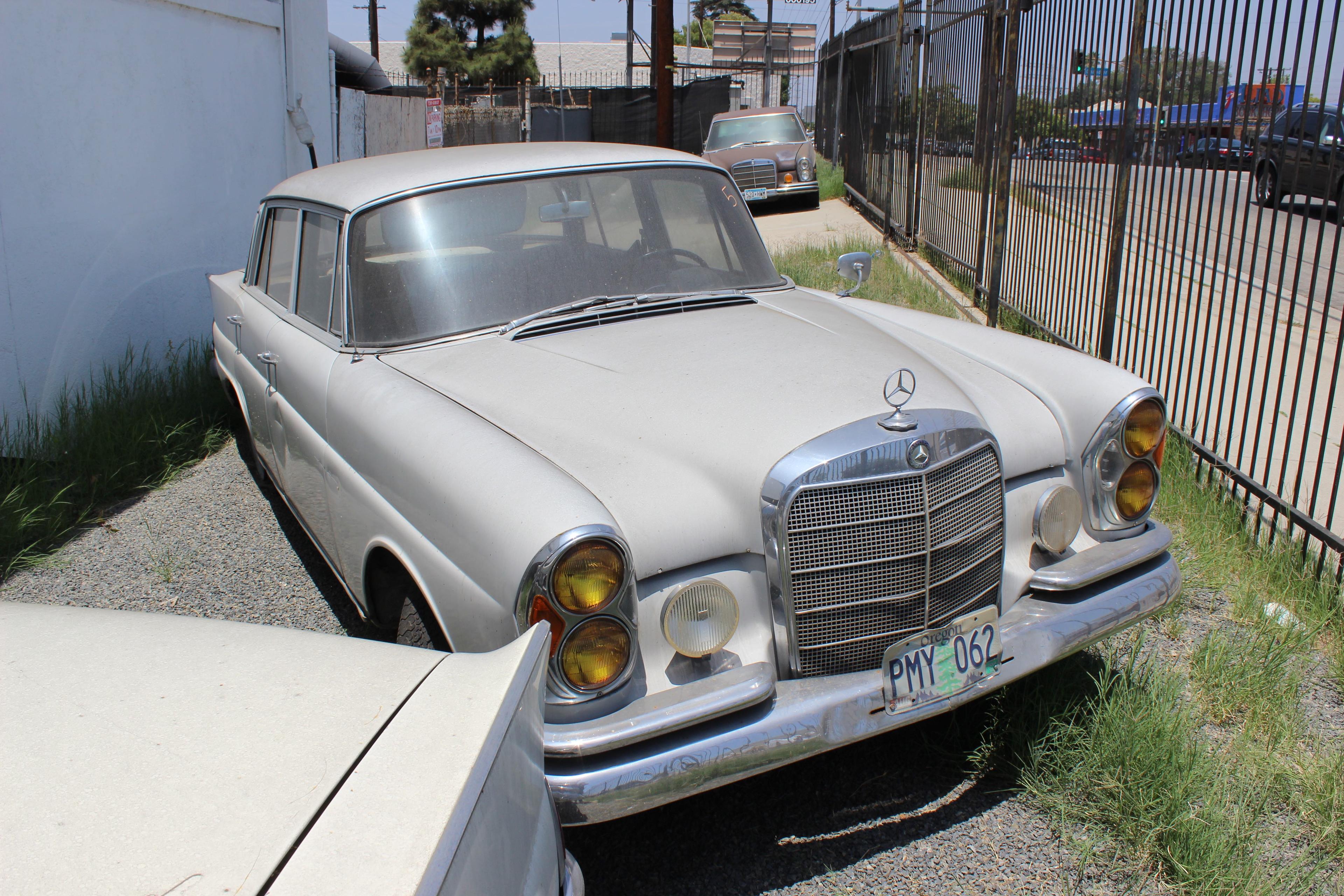 1963 Mercedes 220