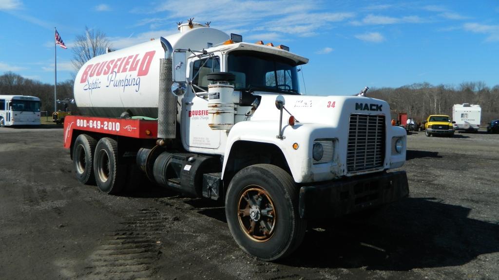 Mack Rd688s Pump Truck