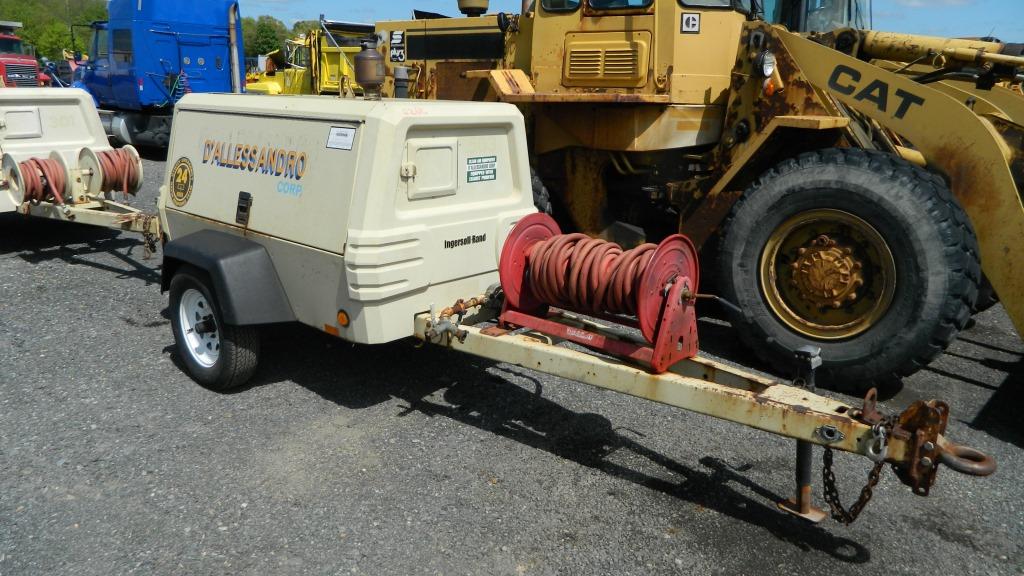 2004 INGERSOL RAND P185 AIR COMPRESSOR