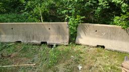 (2) jersey barriers