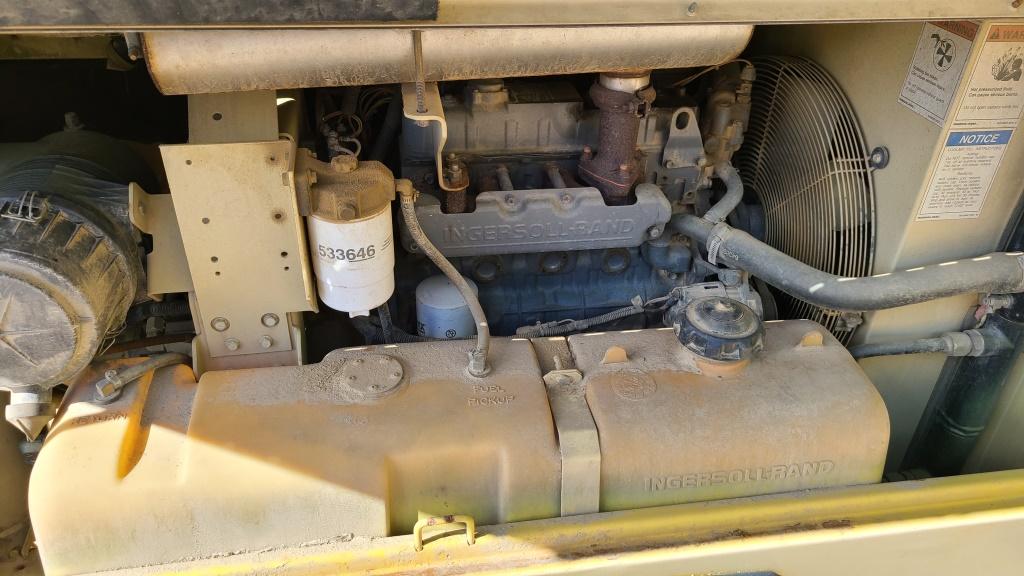 2000 Ingersoll Rand P185 Compressor